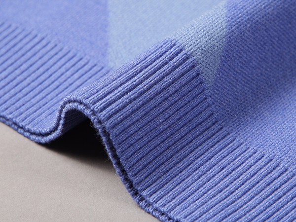 ブランドセーター角部分ディテール